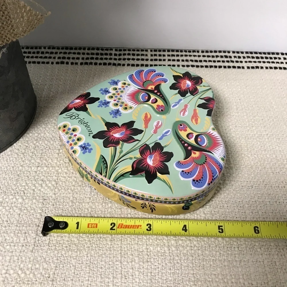 Brighton Heart Shaped Tin